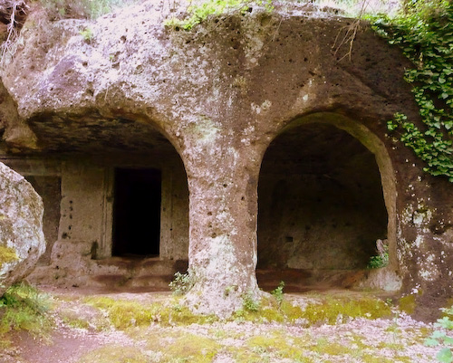 Tombs, Via Amerina