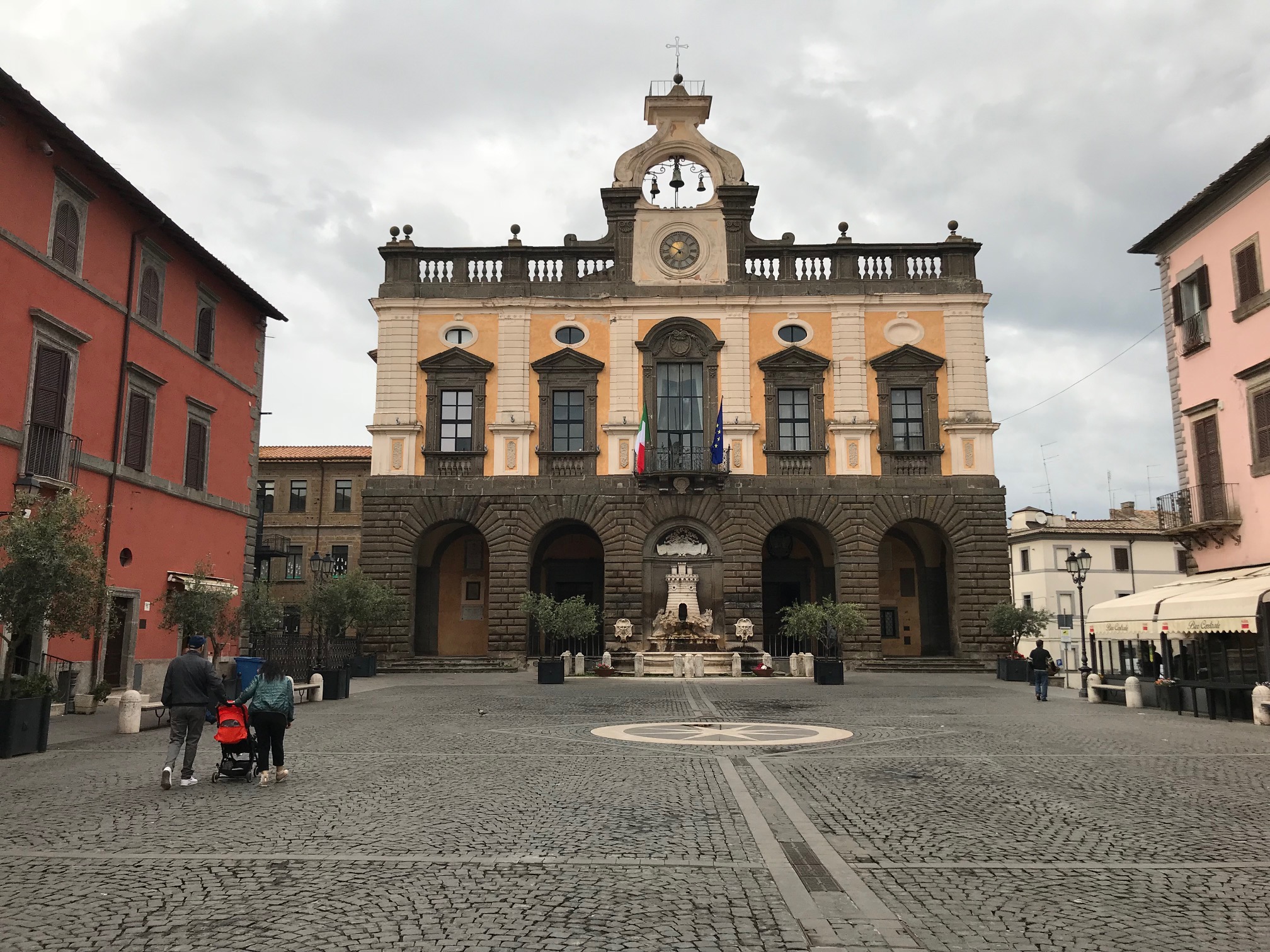 Piazza, Nepi